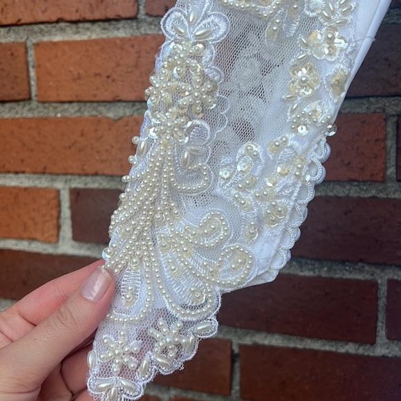 Oleg Cassini NEW NWT white wedding dress off white pearls design lace long trail - Picture 7 of 17